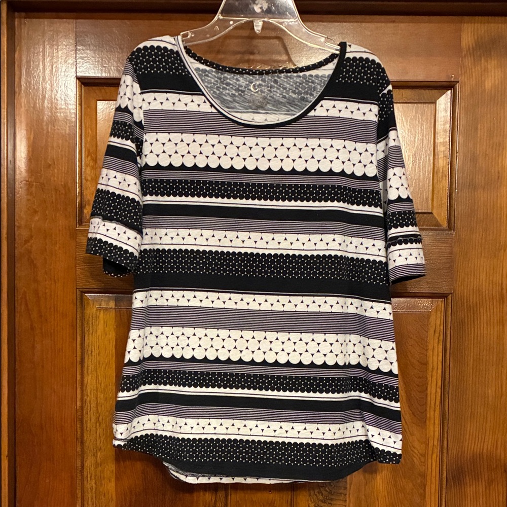 XL Cato Black and White Patterned Knit Top